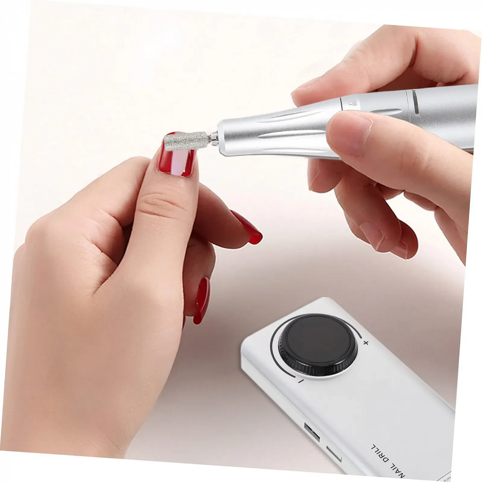 Електрический маникюрный набор WRITWAA Портативный с USB питанием Тихий Серебряный, фото №3 Електрический маникюрный набор WRITWAA Портативный с USB питанием Тихий Серебряный, фото №3