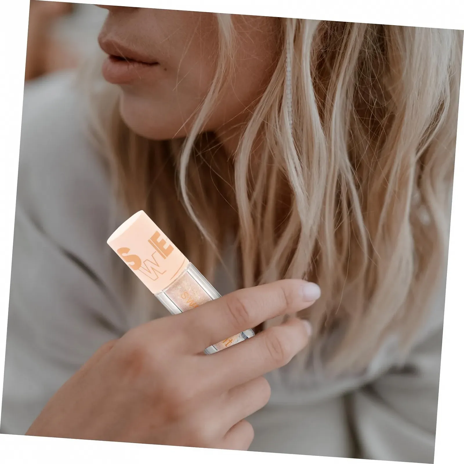 Блискучі рідкі тіні для повік Angoily, фото №4