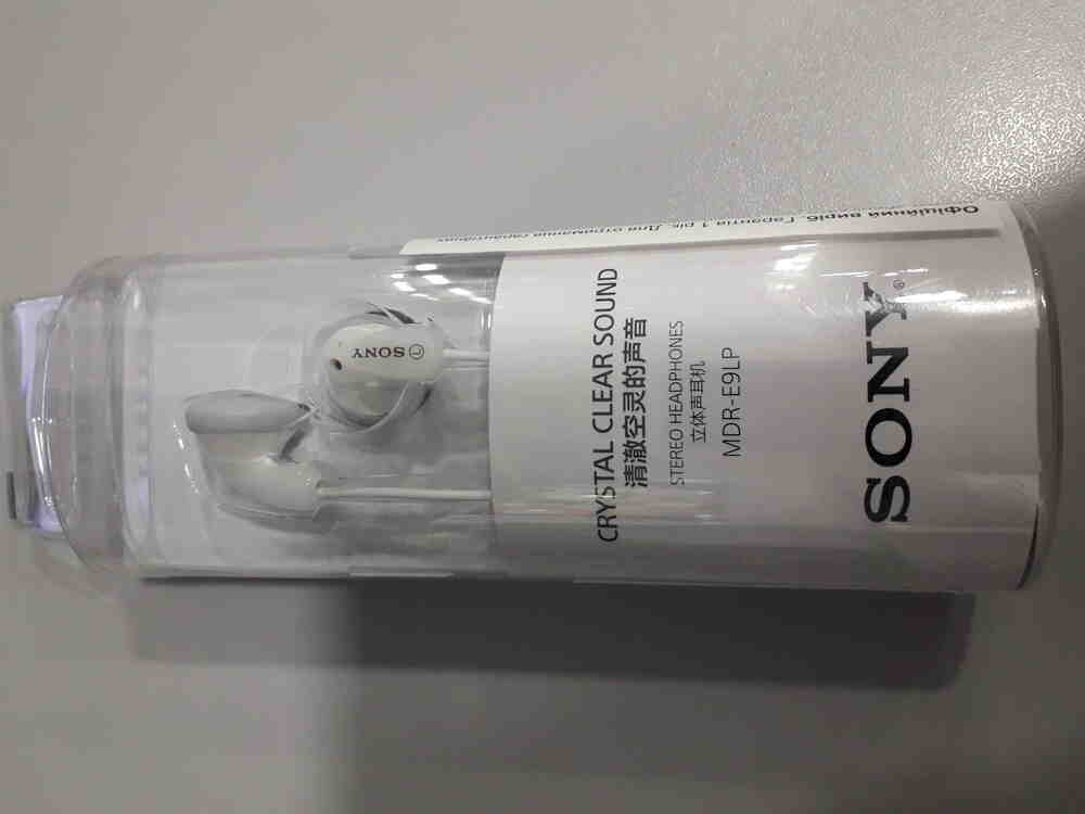 Наушники и Bluetooth-гарнитуры Sony MDR-E9LP White, фото №1 Наушники и Bluetooth-гарнитуры Sony MDR-E9LP White, фото №1