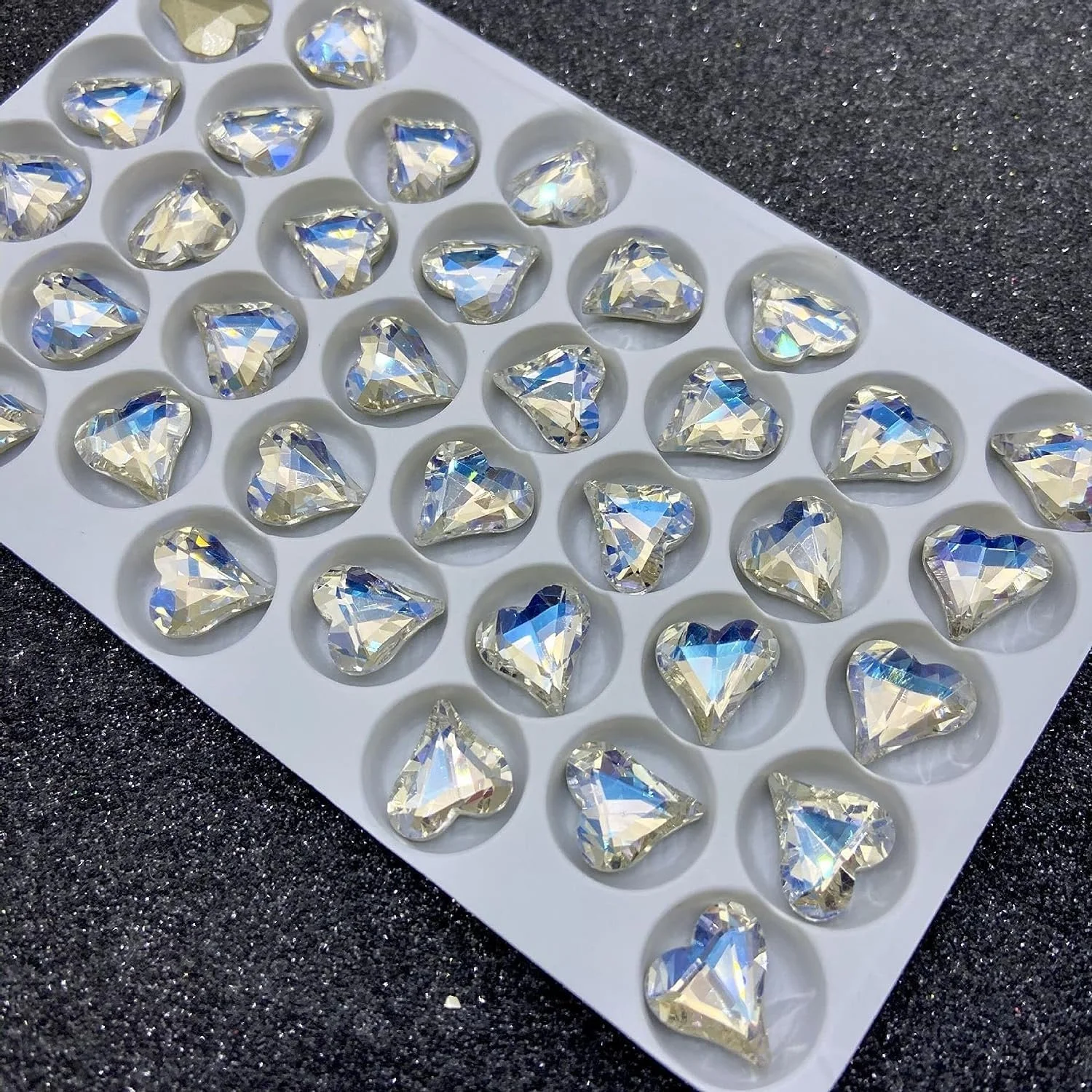 Стрази великі стрази у формі серця з загостреним дном Nagel Reize 12 x 13 мм (Moon Blue), фото №1