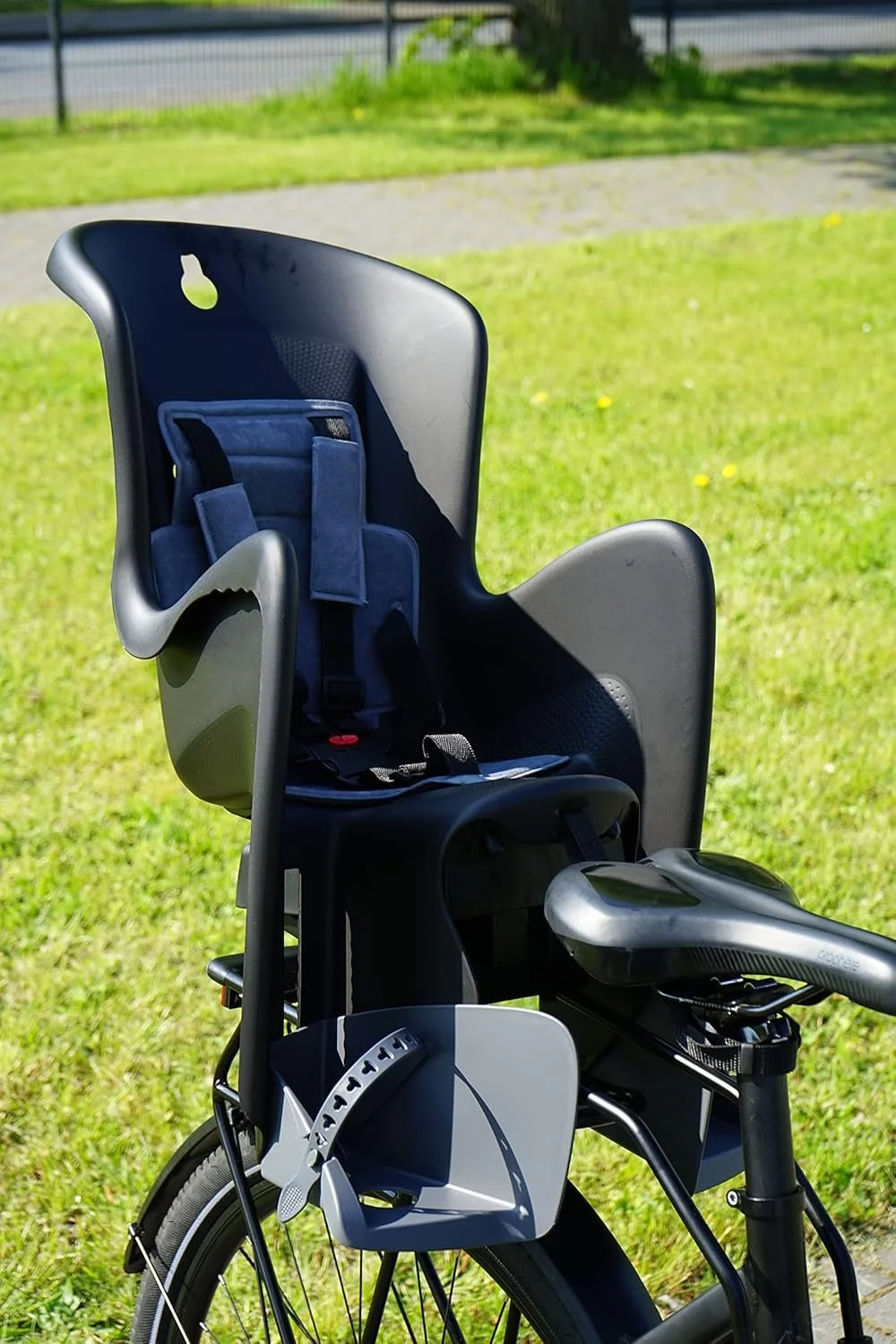 Дитяче велосипедне крісло Bilby RS Чорний, фото №6 Дитяче велосипедне крісло Bilby RS Чорний, фото №6