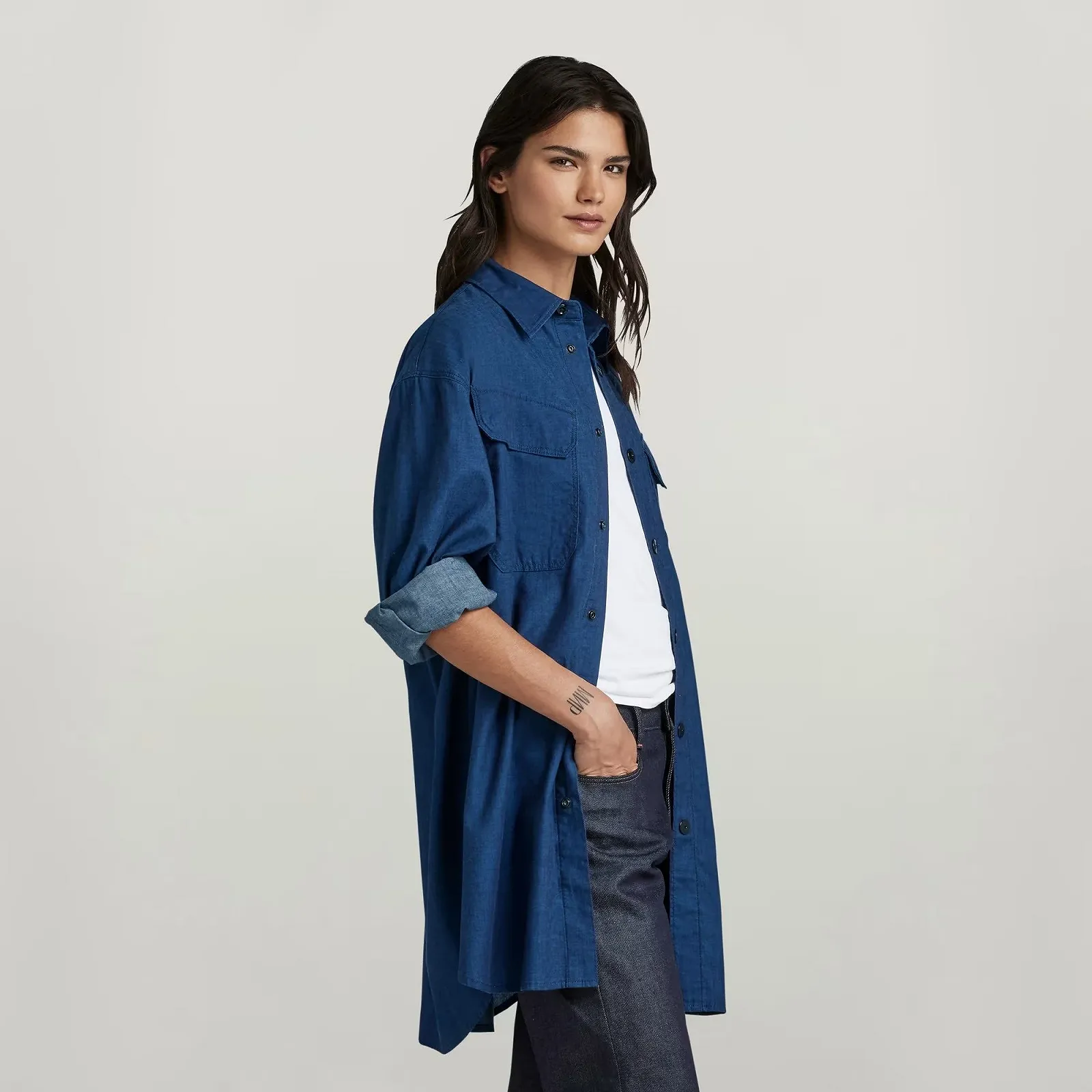 Женская рубашка G-Star RAW Oversized Flap Pocket Shirt Everg - L, фото №2 Женская рубашка G-Star RAW Oversized Flap Pocket Shirt Everg - L, фото №2
