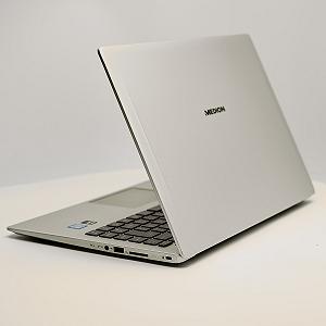 Ноутбук 15.6'' Medion (Lenovo Group) Akoya S6445 | Intel Core i3-8145U | IPS (1920x1080) FullHD | RAM DDR4 8 ГБ | SSD 256 ГБ | Intel UHD Graphics 620 | Light Silver | Металевий корпус | Win11 (5005) synthetic.ua - Фото 1