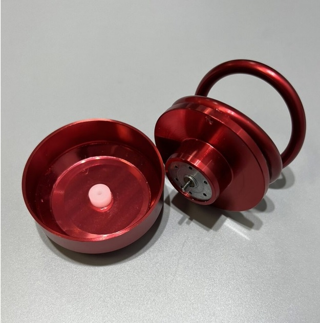 Ароматизатор в автомобиль Левитирующие кольца от солнечного света MIO 1 сменный картридж Красный 050965, фото №4 Ароматизатор в автомобиль Левитирующие кольца от солнечного света MIO 1 сменный картридж Красный 050965, фото №4