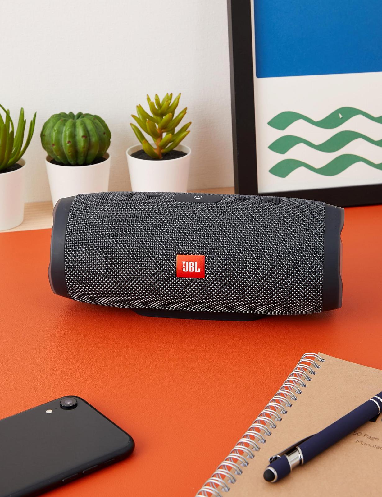 Портативная акустика JBL Charge Essential Bluetooth, фото №2