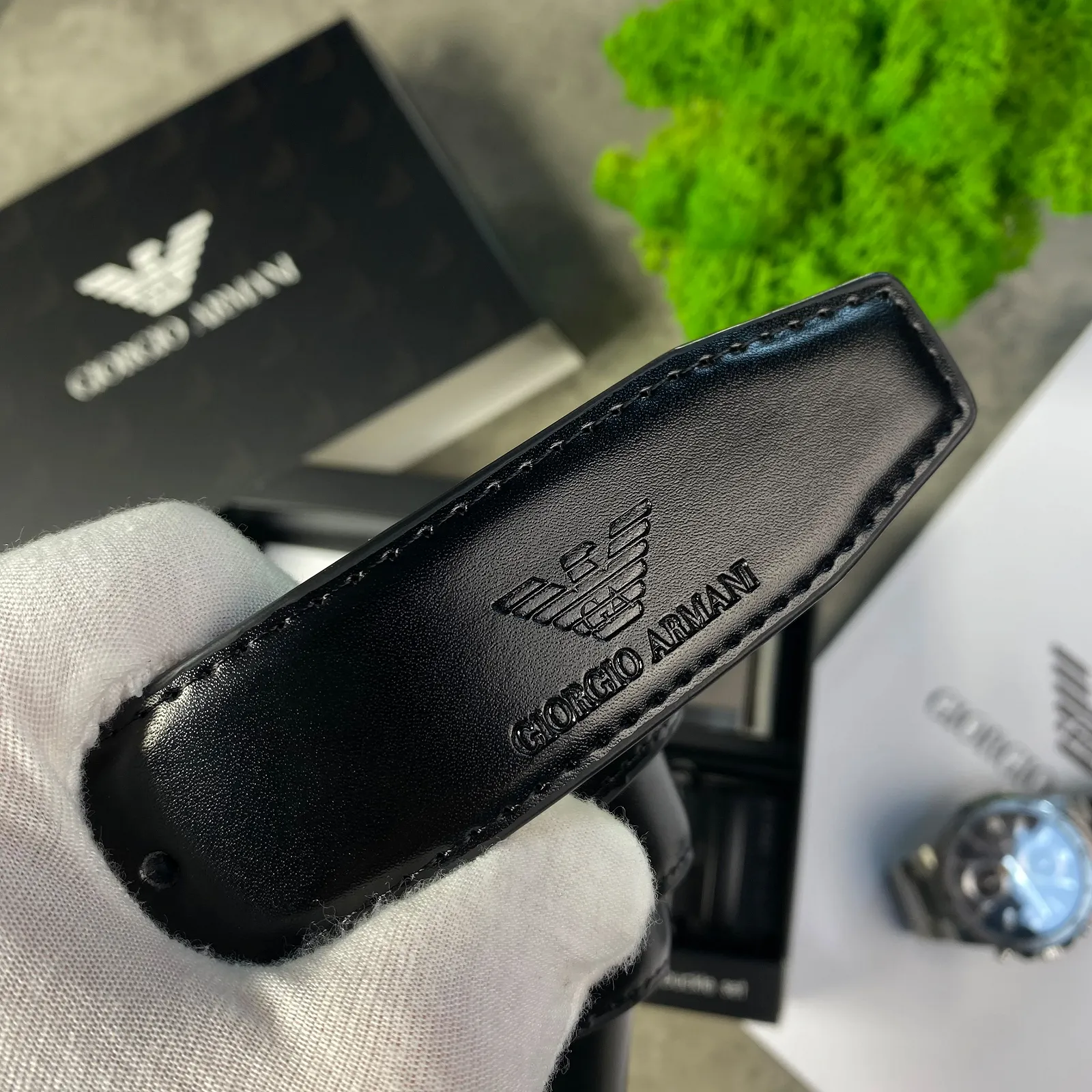 Подарочный набор с кожаным ремнем Giorgio Armani с двумя сменными пряжками Джорджио Армани, фото №3