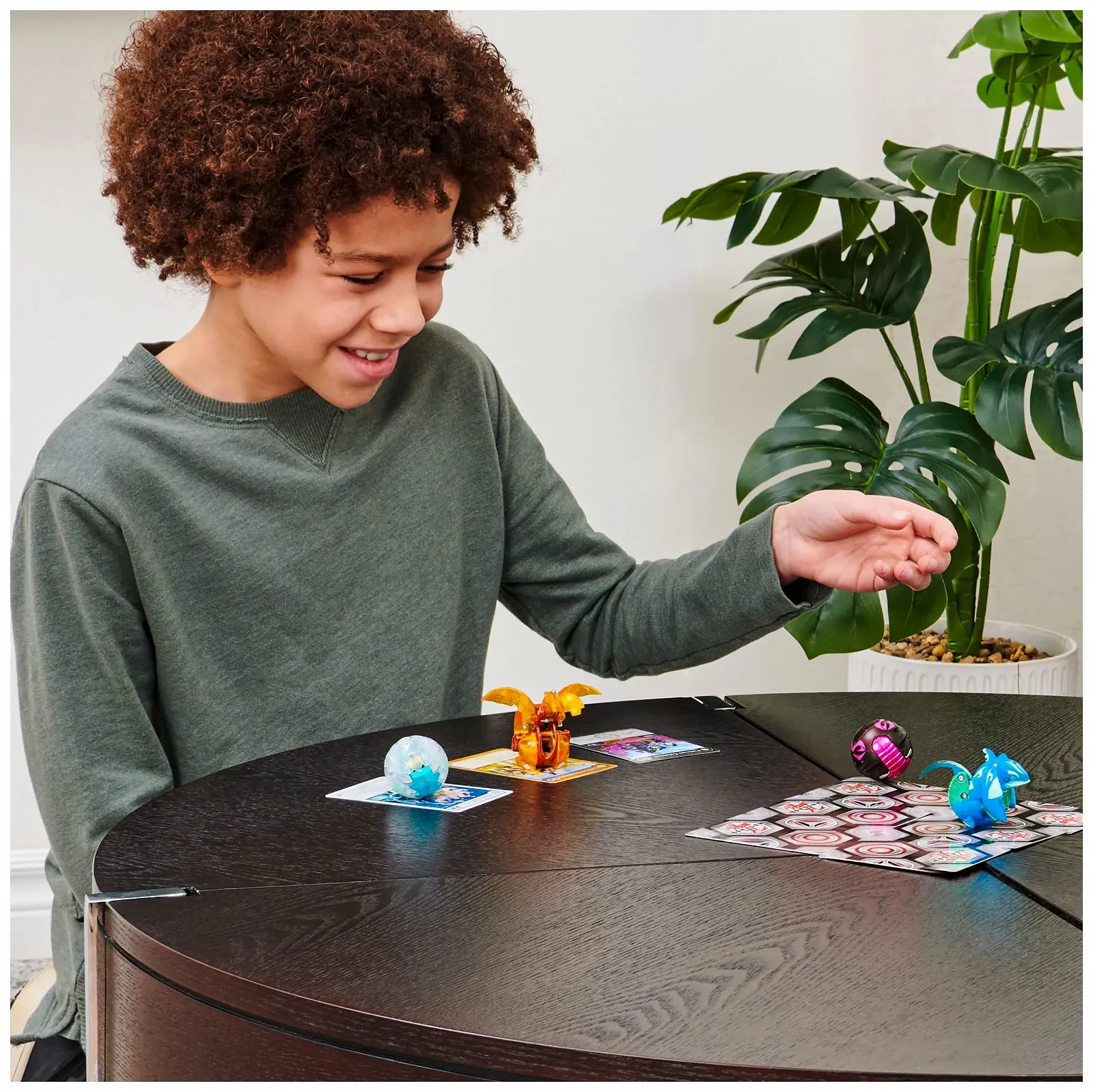 Фігурка BAKUGAN Evolutions Platinum Series Dragonoid 1 куля з металевим осердям, фото №6