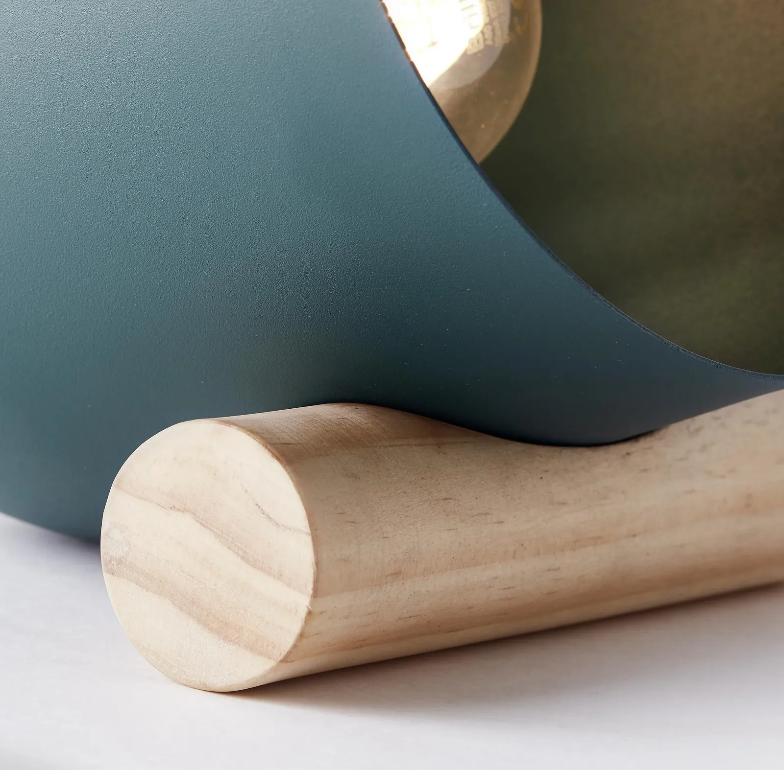 Настольная лампа Lightbox Scandinavian 20 x 16 x 22 см E27 25 Вт металл/дерево бирюзовая, фото №6