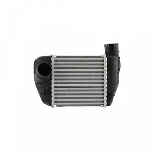 Интеркулер HELLA 8ML 366 470-991 synthetic.ua - Фото 1