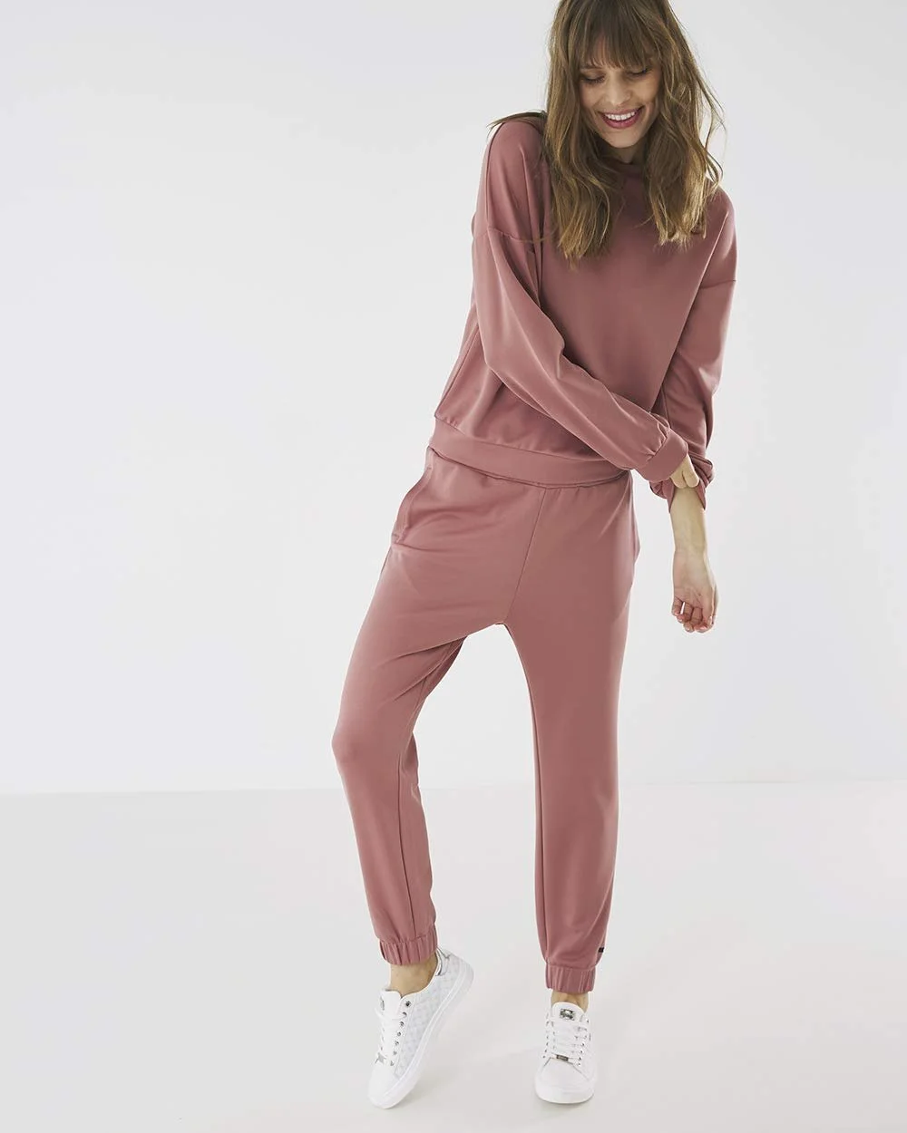 Женский удобный модальный свитшот Mexx, фото №4