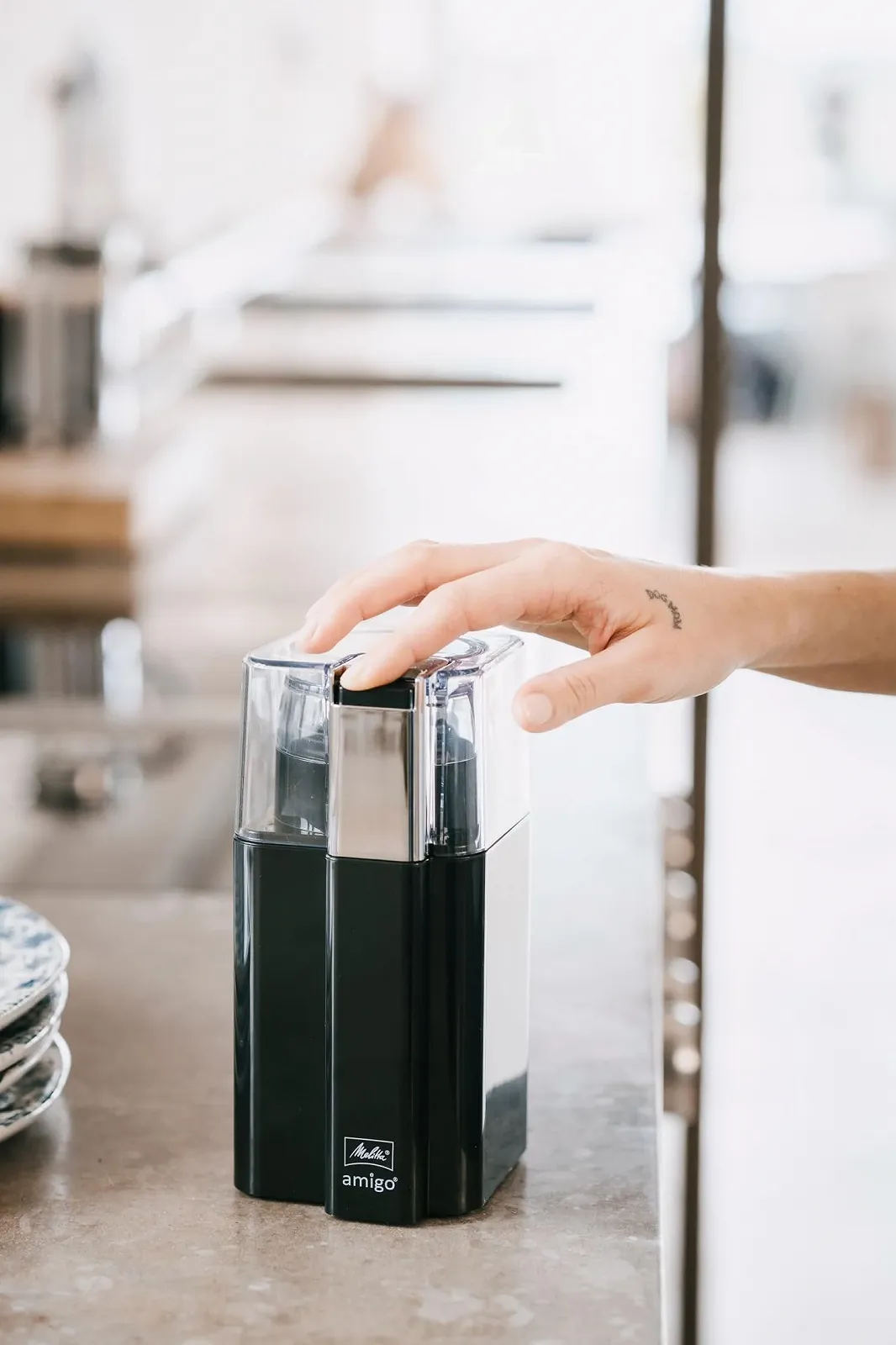 Кавомолка Melitta Amigo Електрична з лезом з нержавіючої сталі до 60 г зерен, на 2-8 чашок кави, Чорний/Нержавіюча сталь, фото №3