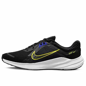 Чоловічі Кросівки Nike Quest 5 - Фото 1