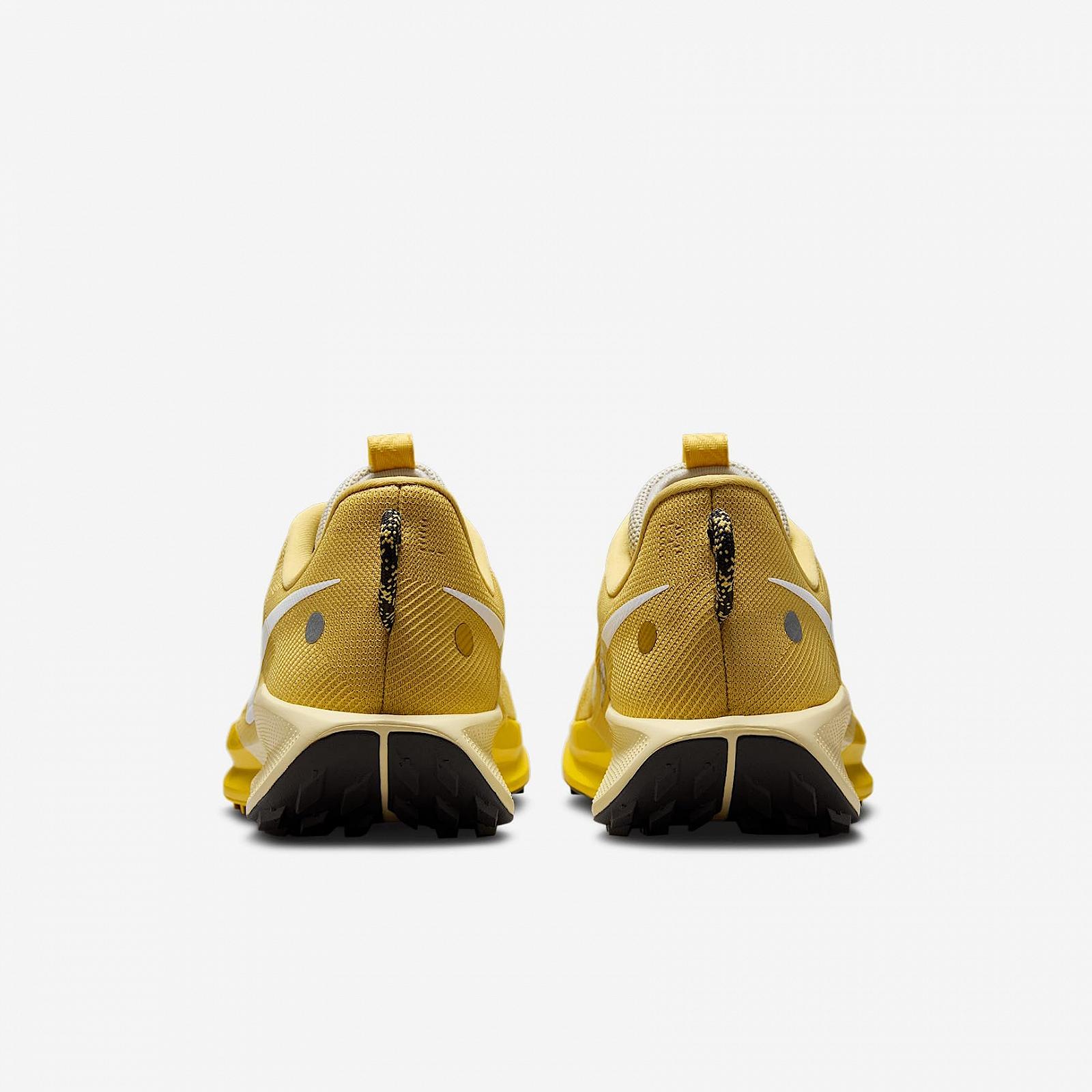 Чоловічі Кросівки Nike Pegasus Trail 5, фото №6 Чоловічі Кросівки Nike Pegasus Trail 5, фото №6