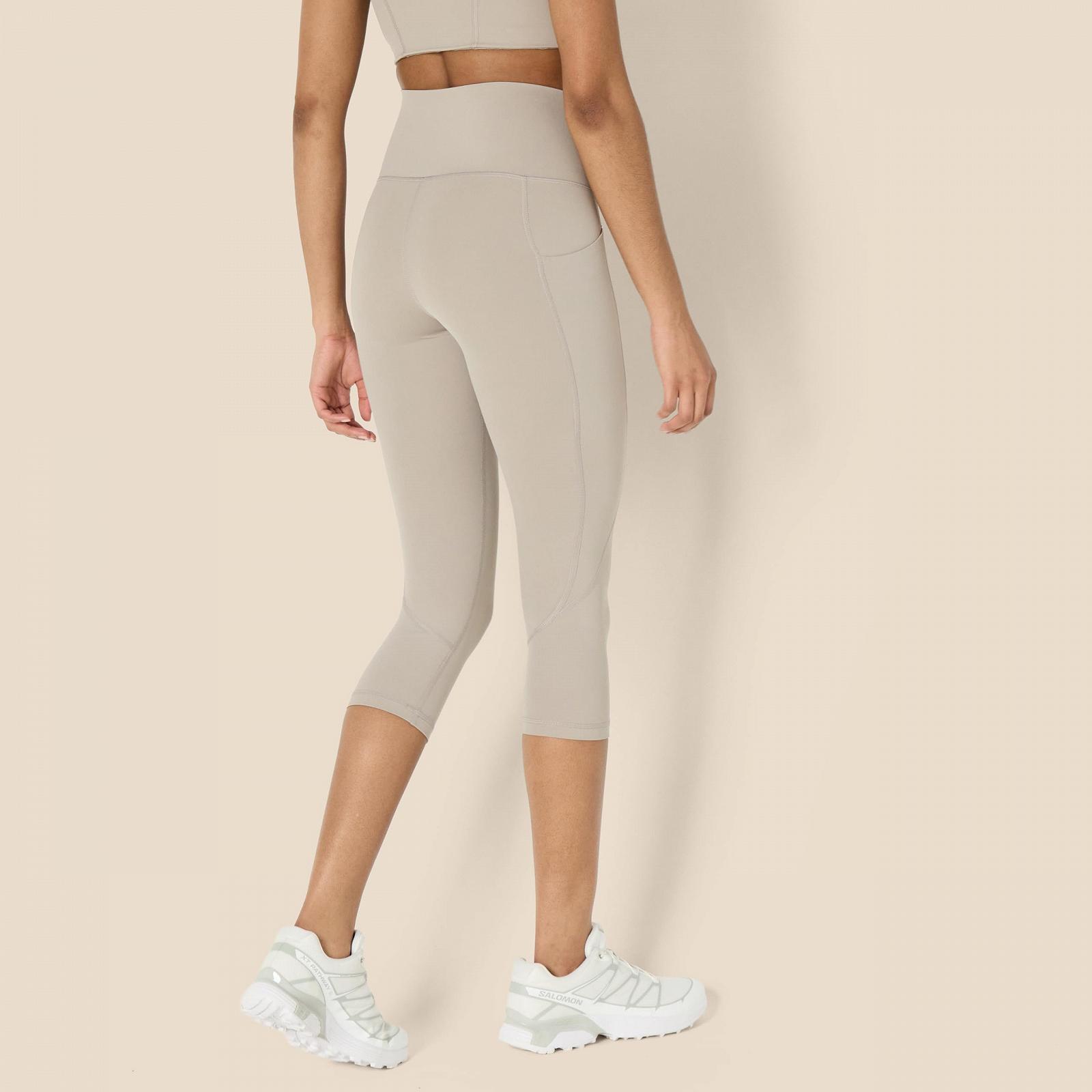 Шорти Capri Amazon Essentials Active FormFlex для йоги та тренувань з кишенями, висока посадка, фото №3