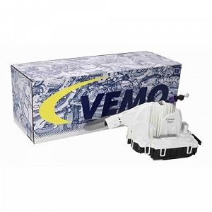 Замок двери VEMO V30-85-0182 Green Mobility Parts для MERCEDES-BENZ, передний левый synthetic.ua - Фото 1