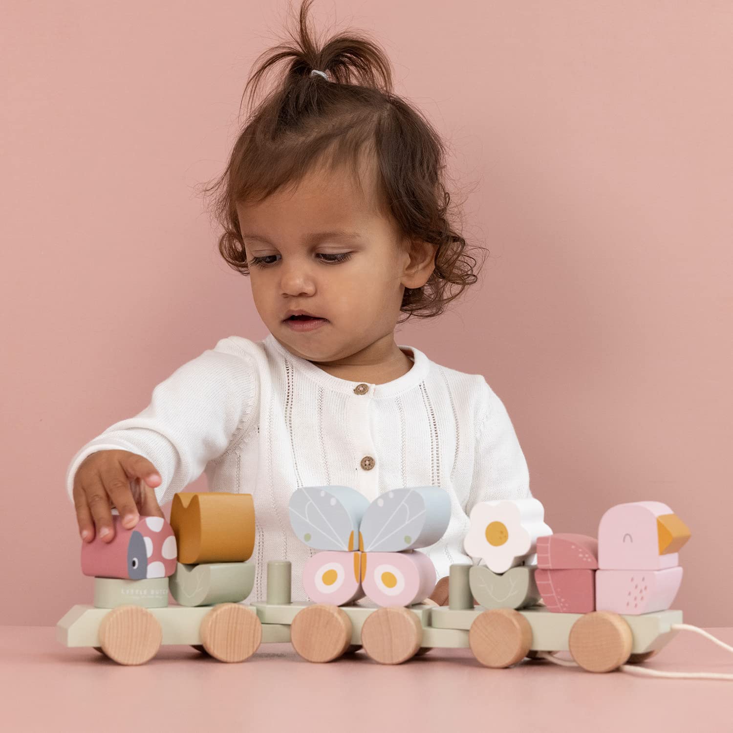 Деревянный поезд Little Dutch 7067 FSC с формами и тяговым шнуром - Цветы и Бабочки, фото №2