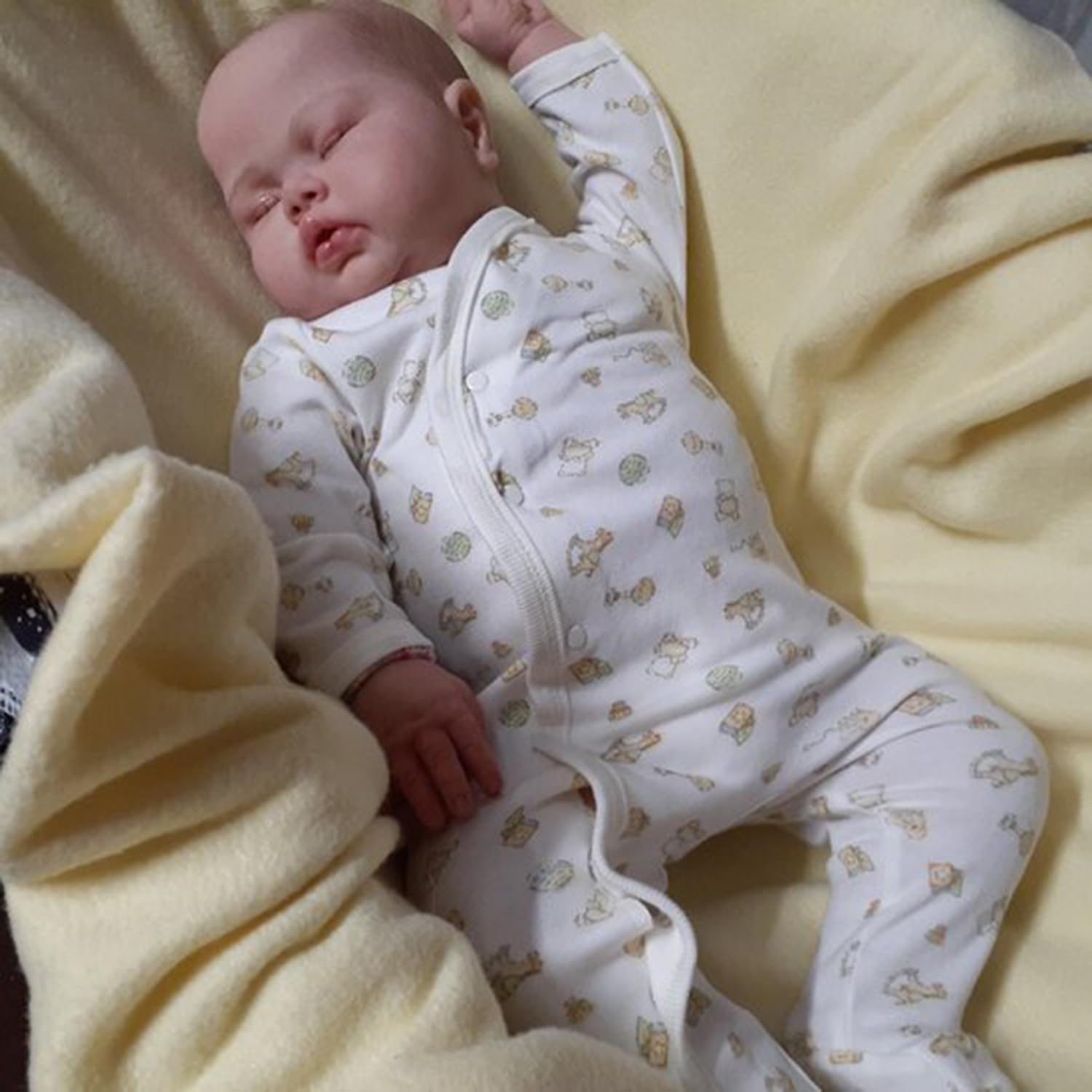 Кукла Zero pam Reborn Baby Boy 60 см Lifelike Baby Dolls Мягкое утяжеленное тканевое тело Закрытые глаза, фото №3