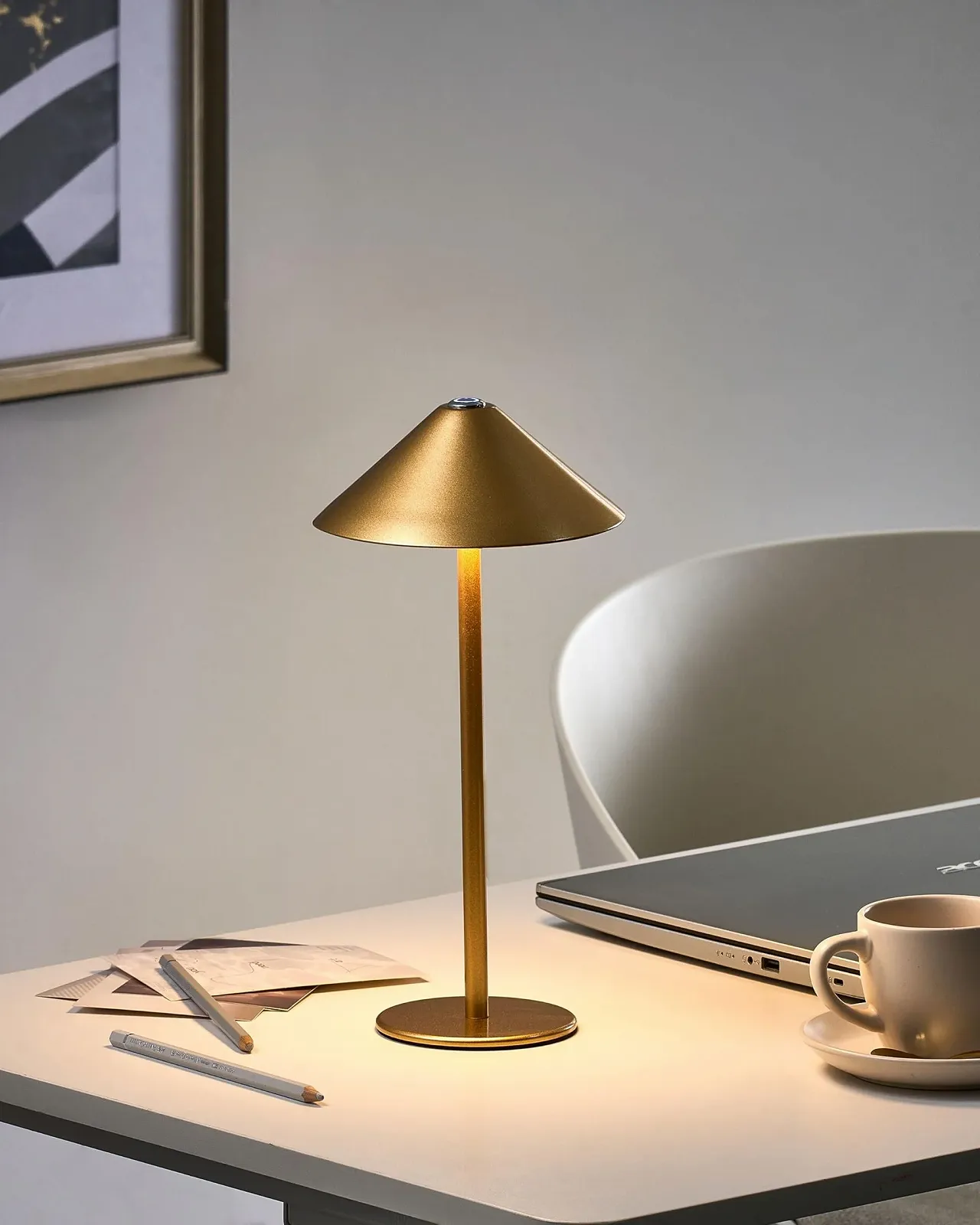 Настільна лампа LED Beliani Modjo Wireless USB-C 30 см Золотиста, фото №2