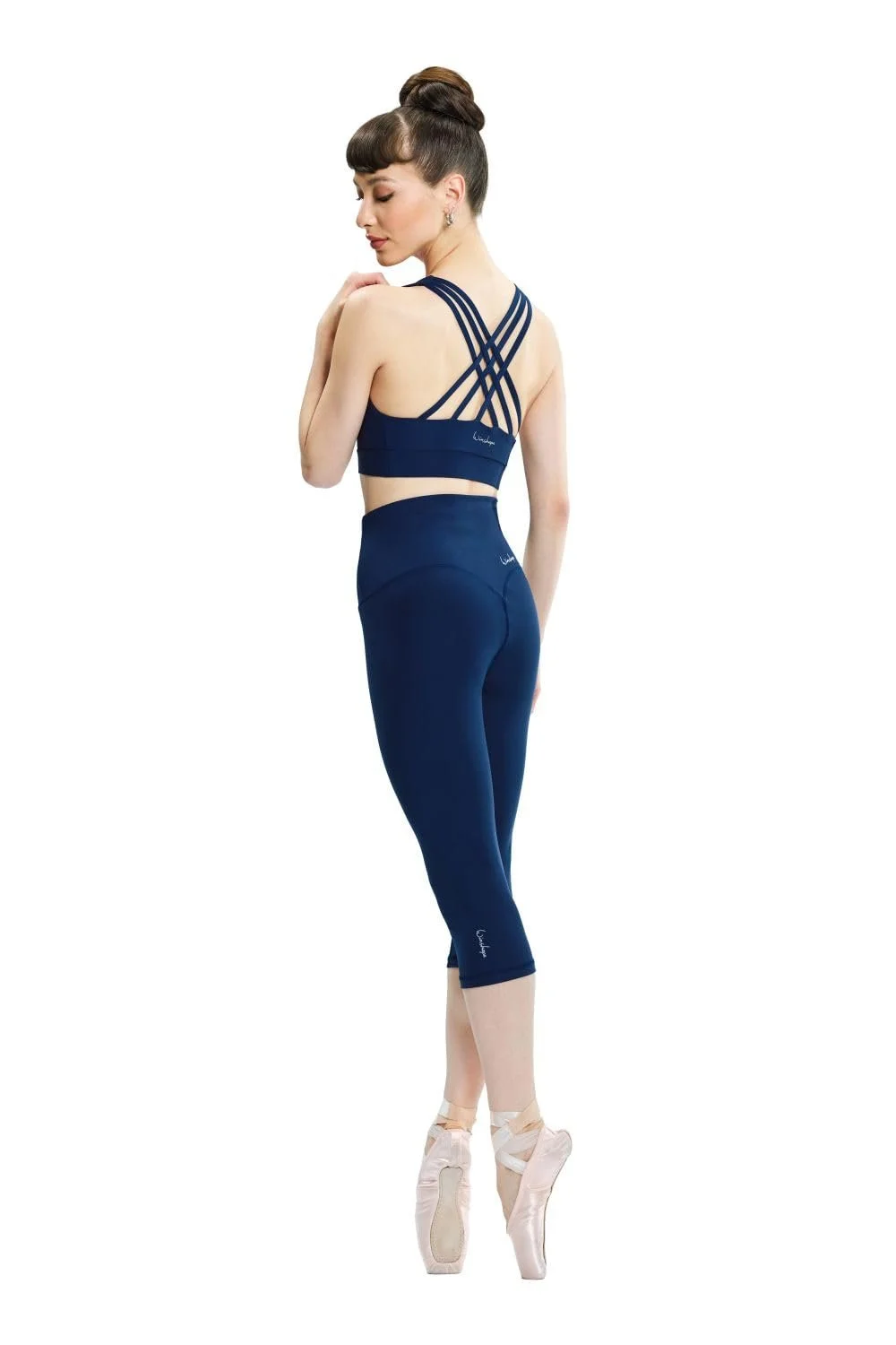 Спортивний бюстгальтер WINSHAPE Sb103c Functional Comfort з аплікацією на спині, фото №8 Спортивний бюстгальтер WINSHAPE Sb103c Functional Comfort з аплікацією на спині, фото №8