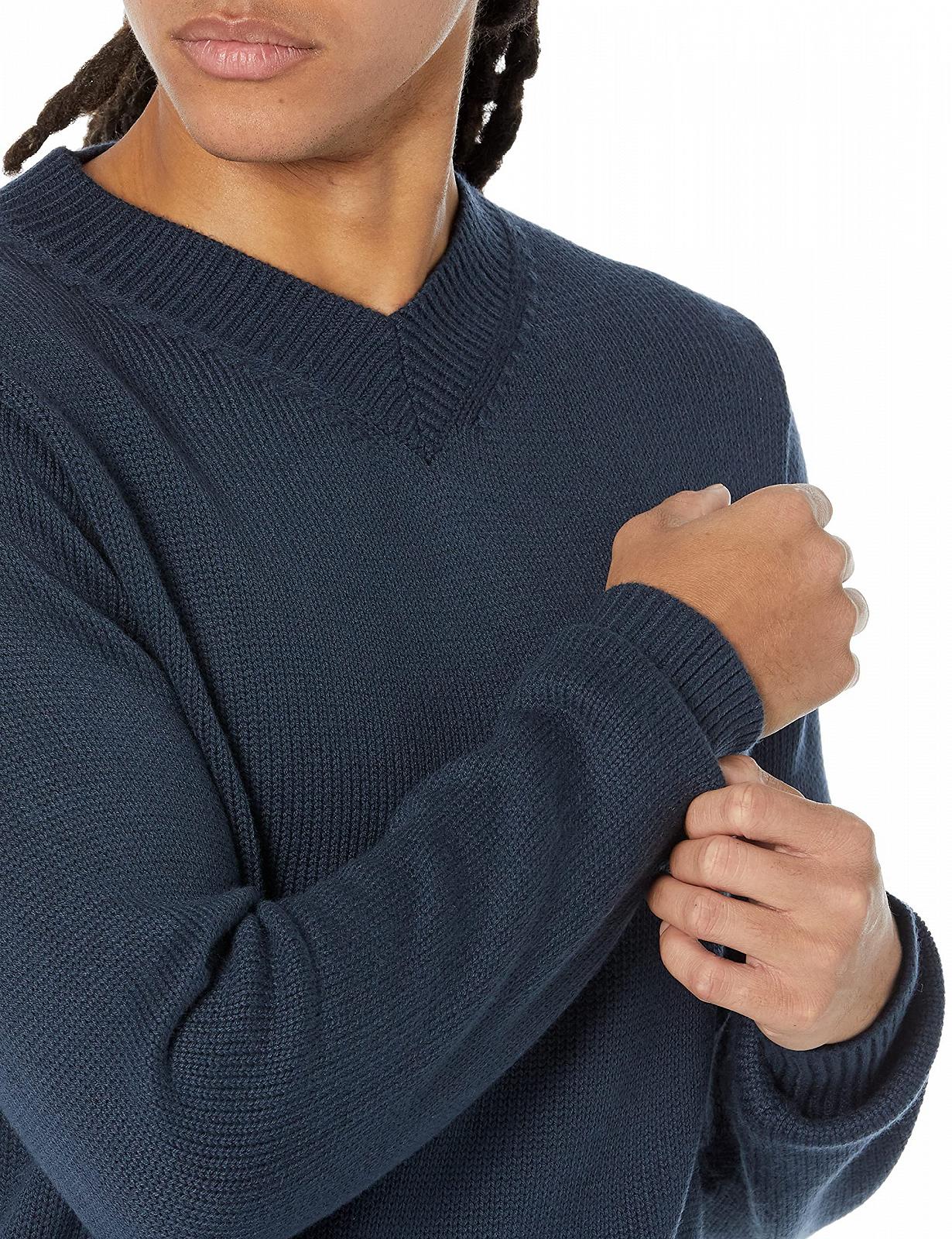 Пуловер з V-подібним вирізом Amazon Essentials Regular Fit, фото №3