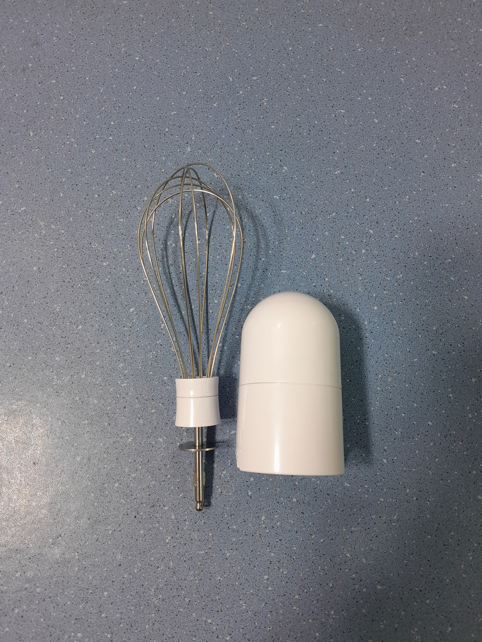 Редуктор с венчиком для блендера Liberton LHB-0301, фото №1