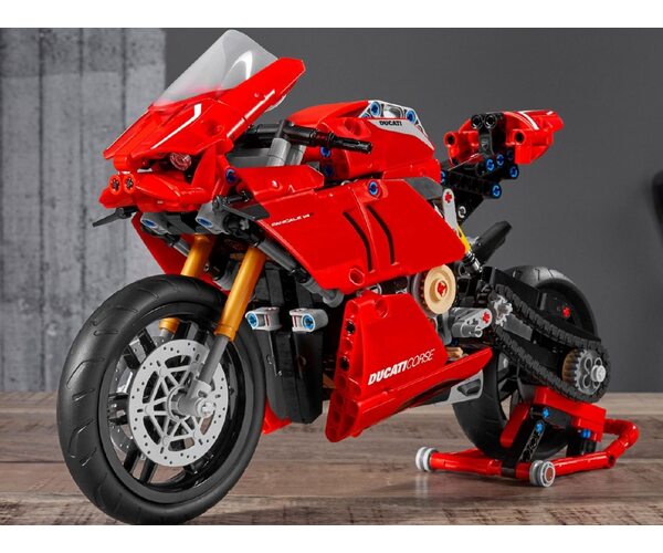 Дизайнер LEGO Technic Ducati Panigale V4 R 42107, фото №8