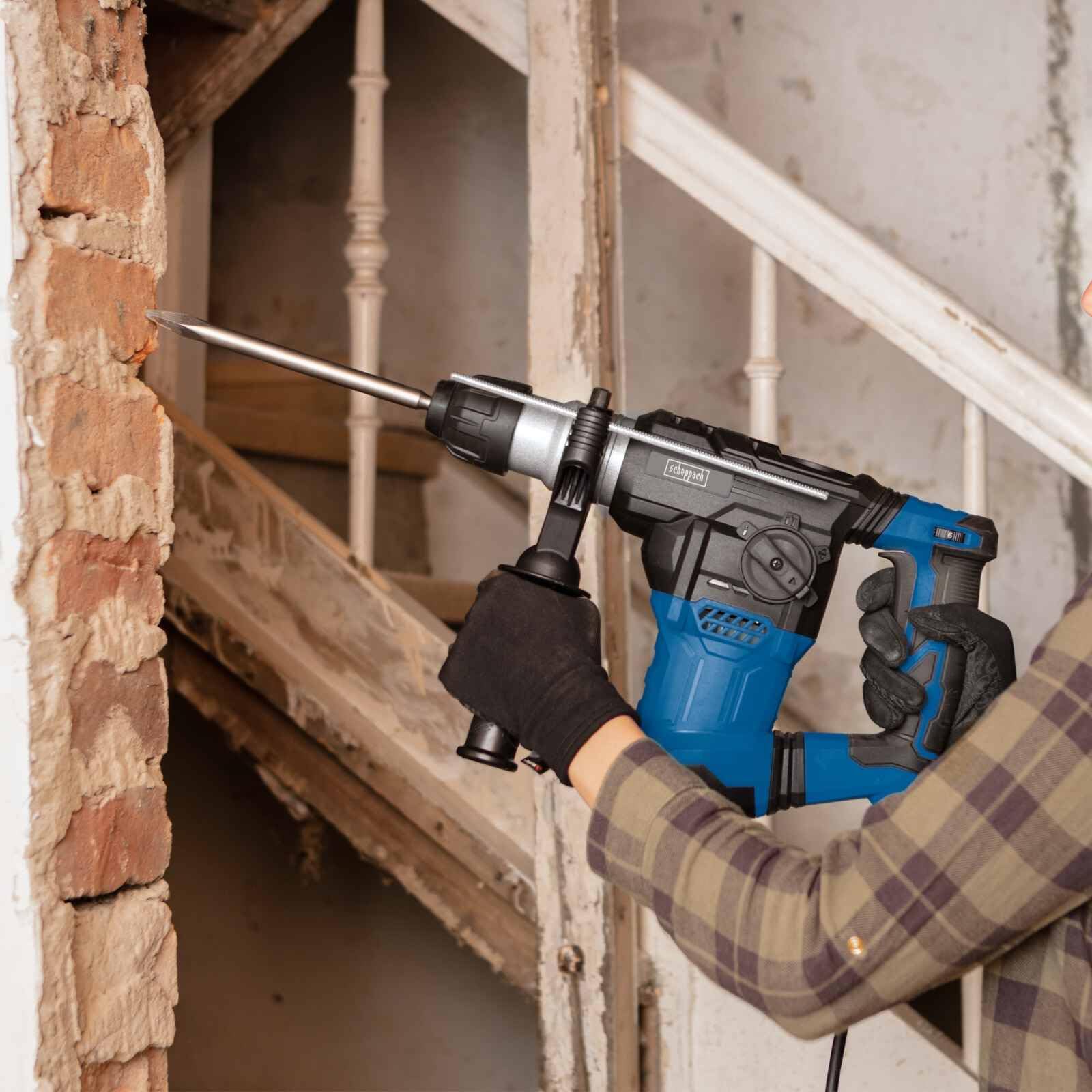 Scheppach DH1500 Plus Перфоратор 4-в-1 1500 Вт / 7 Дж Демонтажний молот 6-швидкісний 0-920 об/хв 4250 уд/хв Антивібраційна ручка 32 мм Включає аксесуари та кейс, фото №7 Scheppach DH1500 Plus Перфоратор 4-в-1 1500 Вт / 7 Дж Демонтажний молот 6-швидкісний 0-920 об/хв 4250 уд/хв Антивібраційна ручка 32 мм Включає аксесуари та кейс, фото №7