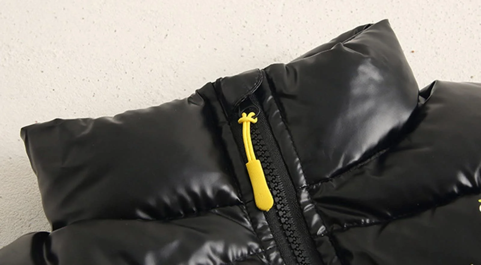 Зимняя Куртка для мальчиков Без рукавов Письмо С капюшоном Жилет Верхняя одежда Комплекты Одежды, размер 140, фото №3 Зимняя Куртка для мальчиков Без рукавов Письмо С капюшоном Жилет Верхняя одежда Комплекты Одежды, размер 140, фото №3