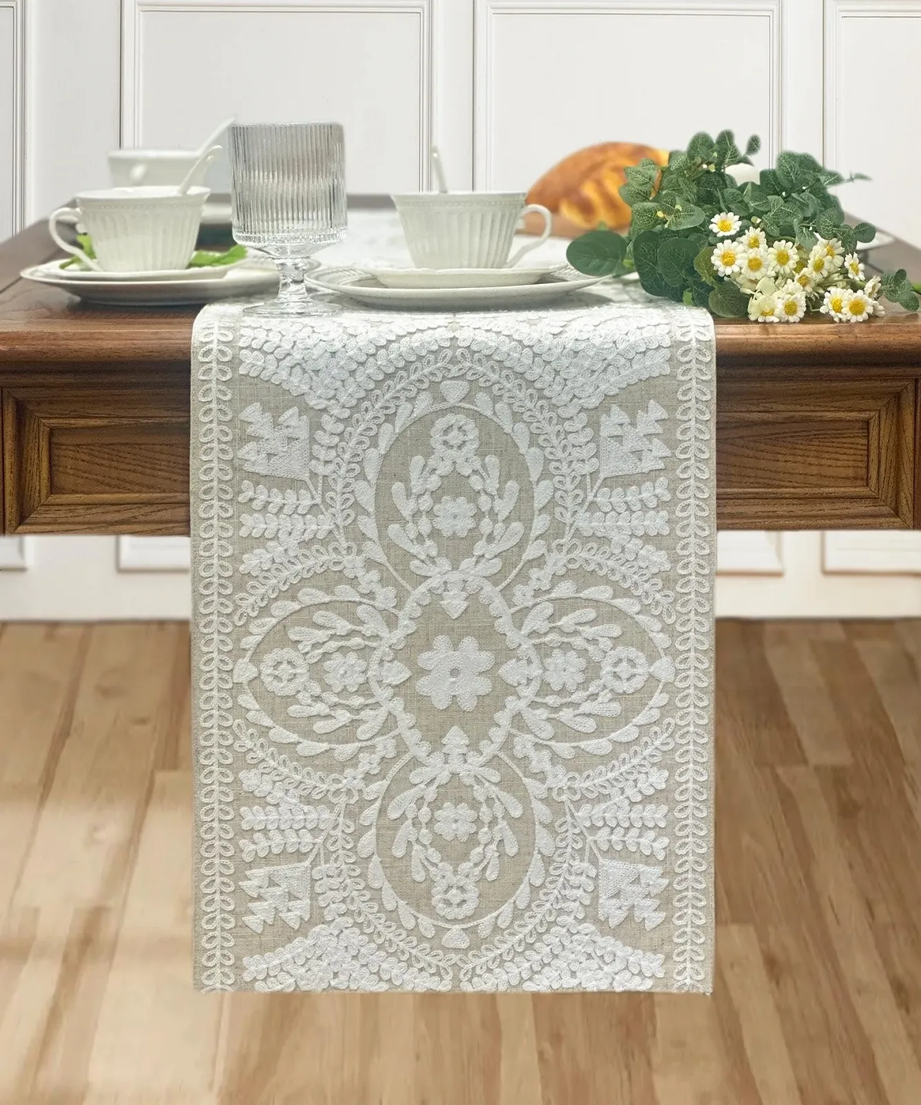 Ранер на стіл KEVA Boho Farmhouse Linen Rustic Vintage Embroidered Білий 13 x 72 дюйми, фото №2 Ранер на стіл KEVA Boho Farmhouse Linen Rustic Vintage Embroidered Білий 13 x 72 дюйми, фото №2