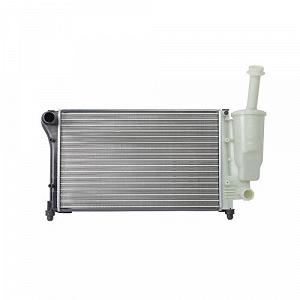 Радиатор охлаждения двигателя HELLA 8MK 366 301-171 synthetic.ua - Фото 1