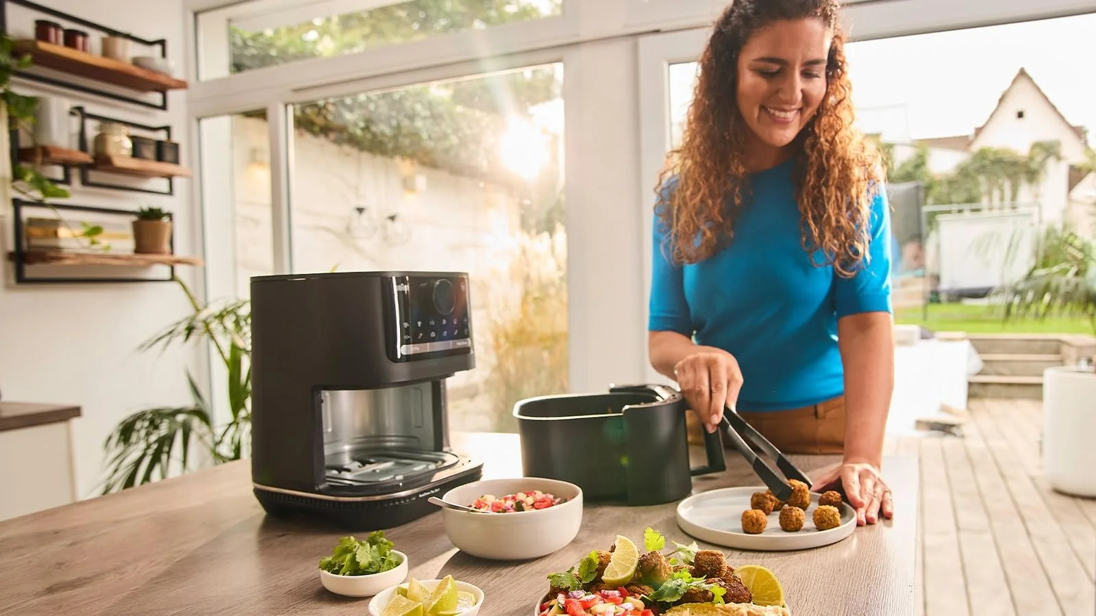 Мультипіч Braun MultiFry 5 HF5054IBK 6 л 15 програм з керамічним покриттям Чорна, фото №4 Мультипіч Braun MultiFry 5 HF5054IBK 6 л 15 програм з керамічним покриттям Чорна, фото №4