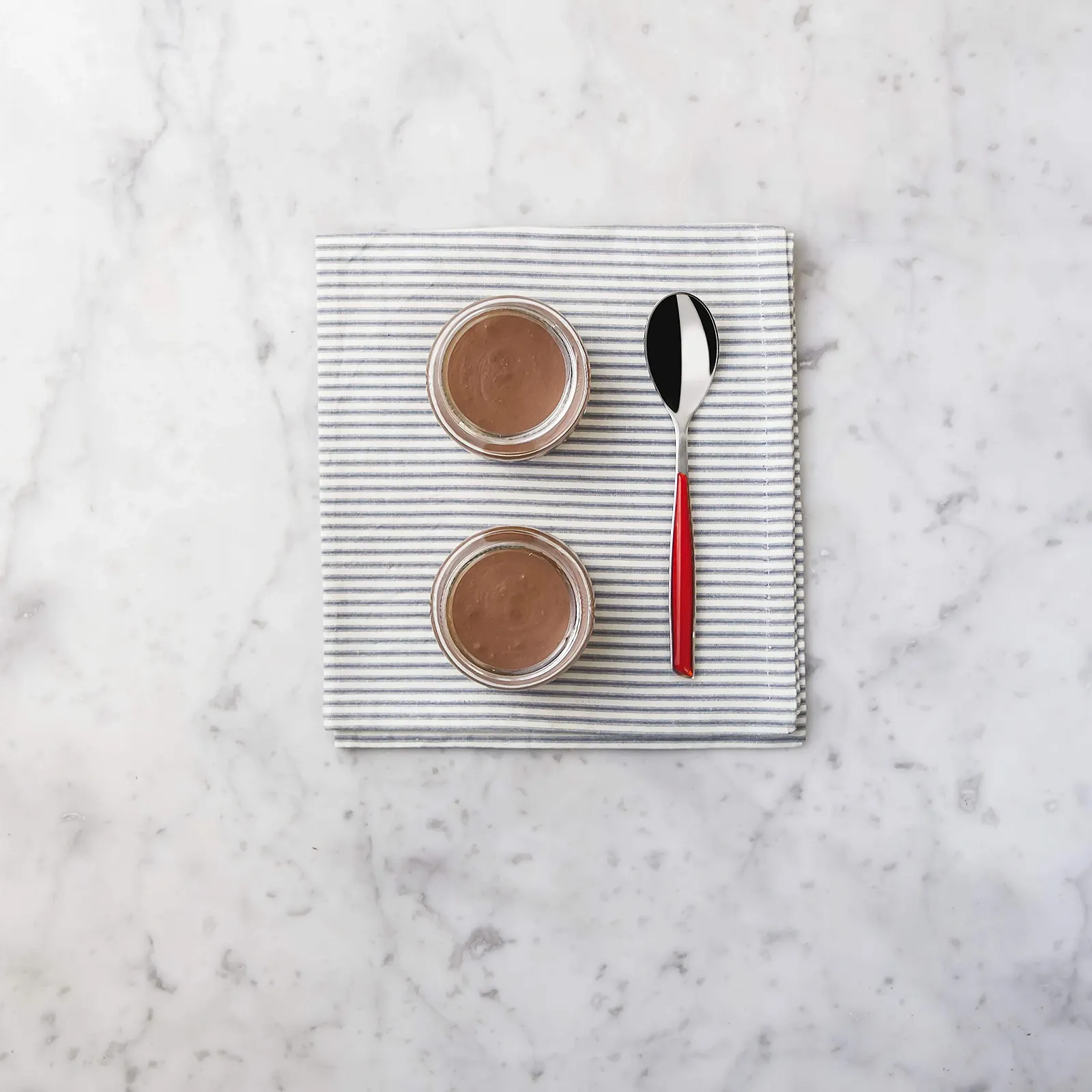 Набір чайних ложок Bugatti Glamour GLAA-021F07/6, 6 шт., різнокольоровий (SAN/сталь), фото №3 Набір чайних ложок Bugatti Glamour GLAA-021F07/6, 6 шт., різнокольоровий (SAN/сталь), фото №3