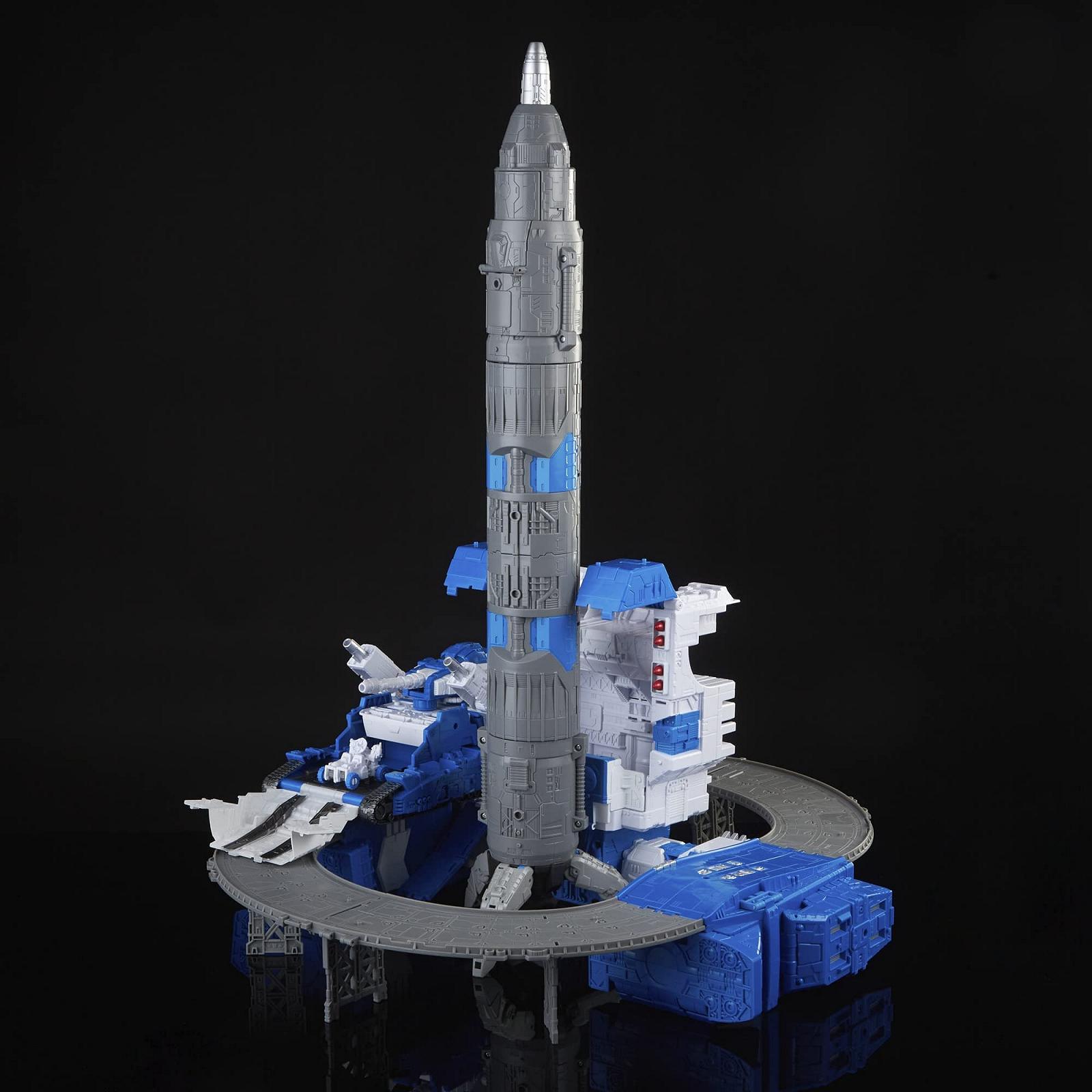 Трансформер Hasbro Legacy Generations Guardian Robot & Lunar Tread, фото №5