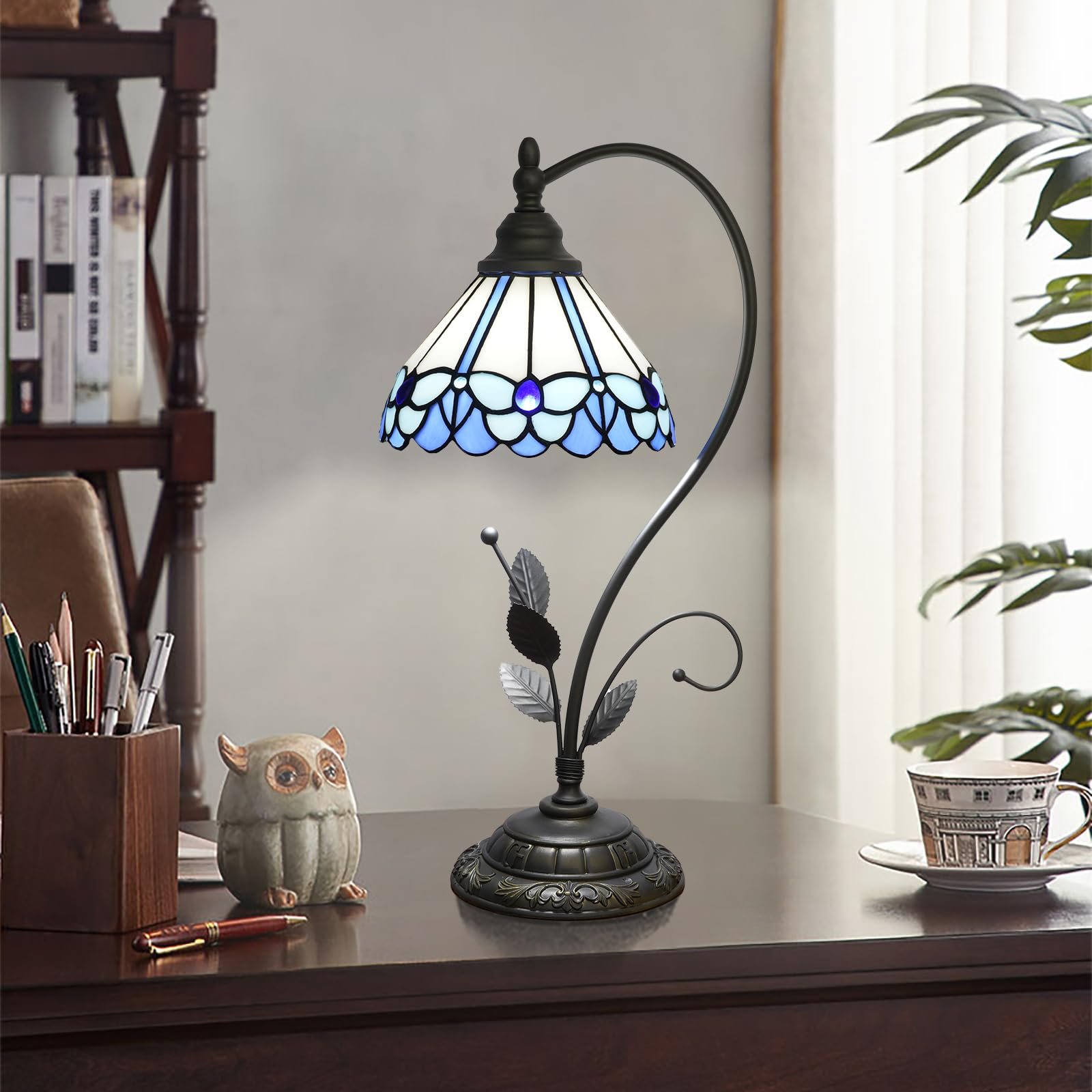 Настольная лампа Tiffany Style витражное стекло Blue Butterfly S Leaves Vintage, фото №3