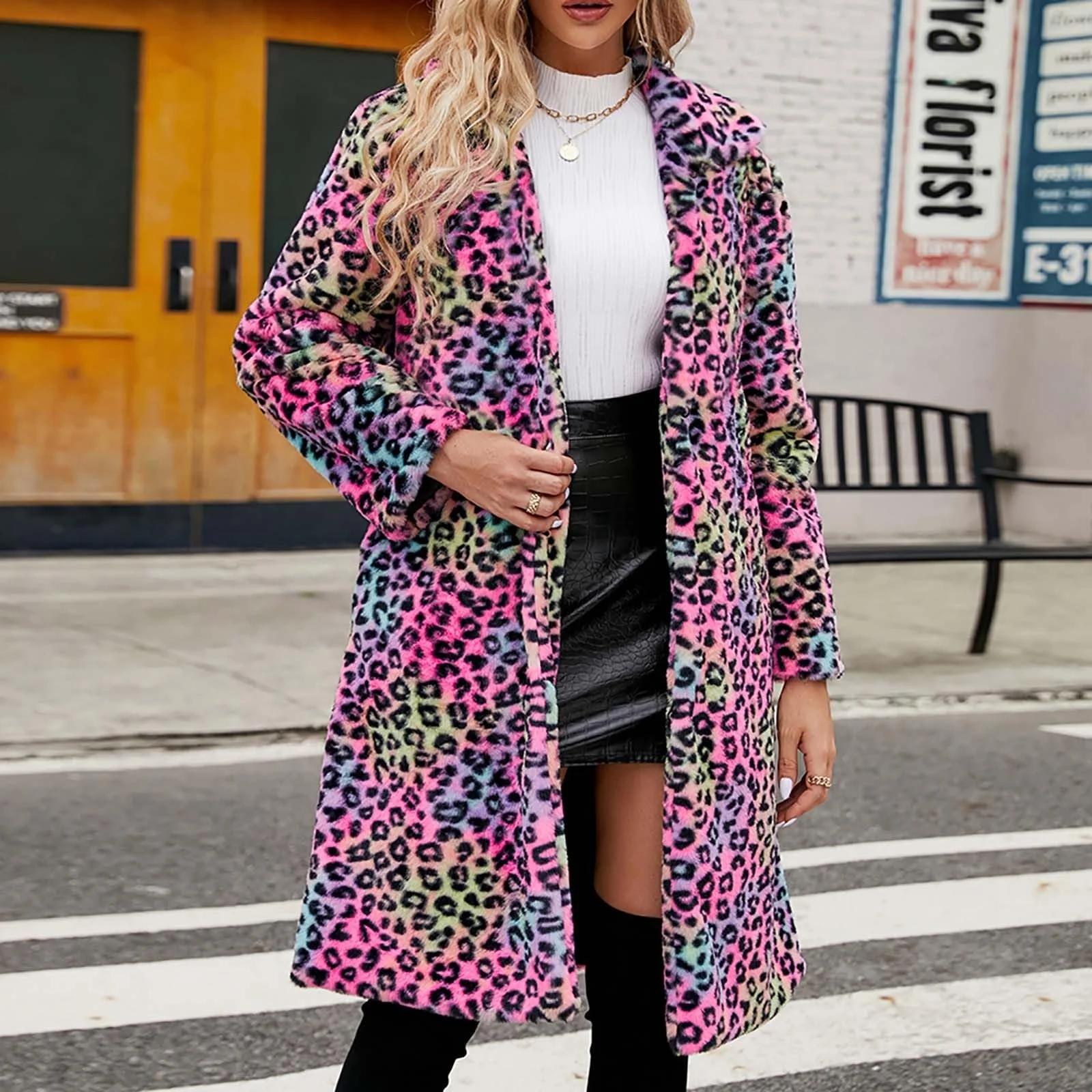 Штучна шуба Леопардова рожева, фото №4 Штучна шуба Леопардова рожева, фото №4