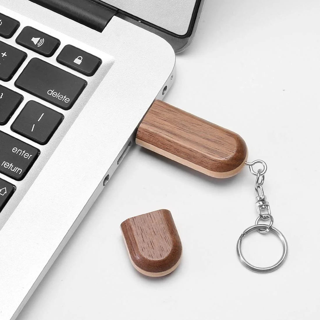 USB-флеш-накопичувач Two-Tone Wooden 32 ГБ USB 2.0 зі скринькою Світло-коричневий, фото №4 USB-флеш-накопичувач Two-Tone Wooden 32 ГБ USB 2.0 зі скринькою Світло-коричневий, фото №4