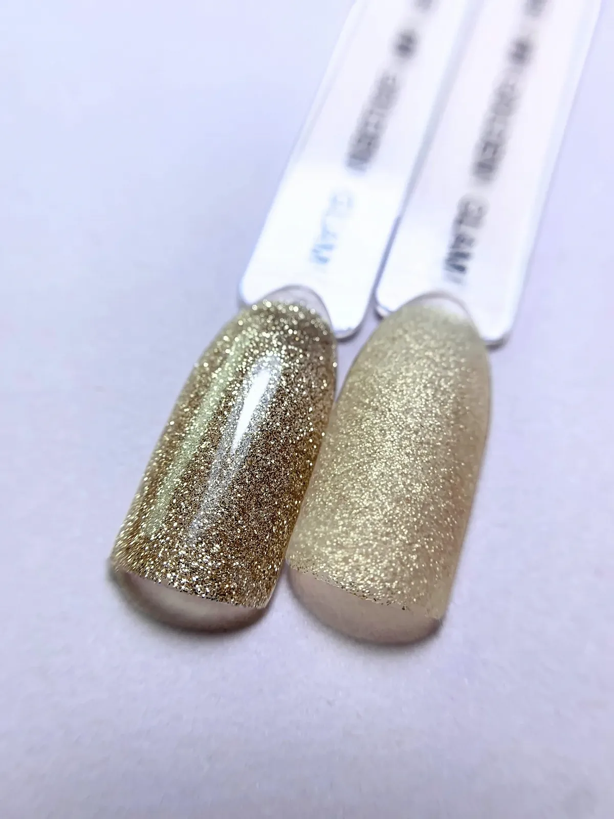 Гель-лак Shayenne Golden Glam 78 Золотой 15 мл, фото №2 Гель-лак Shayenne Golden Glam 78 Золотой 15 мл, фото №2