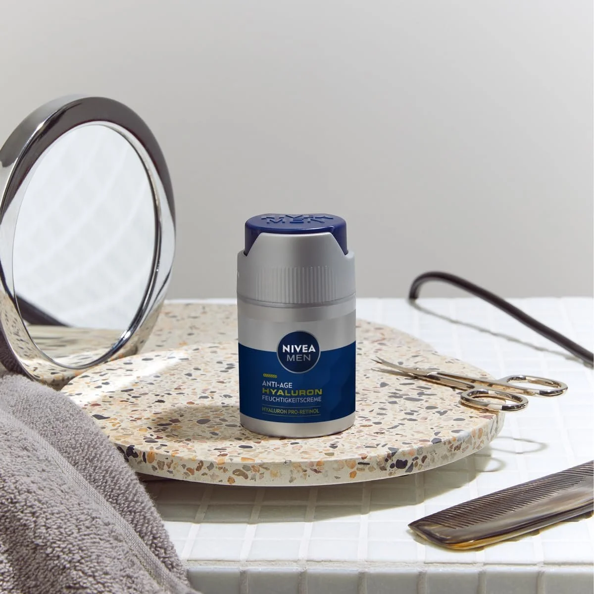 Денний крем NIVEA MEN Anti-Age Hyaluronic зволожувальний Pro-Retinol SPF 15 50 мл, фото №6 Денний крем NIVEA MEN Anti-Age Hyaluronic зволожувальний Pro-Retinol SPF 15 50 мл, фото №6