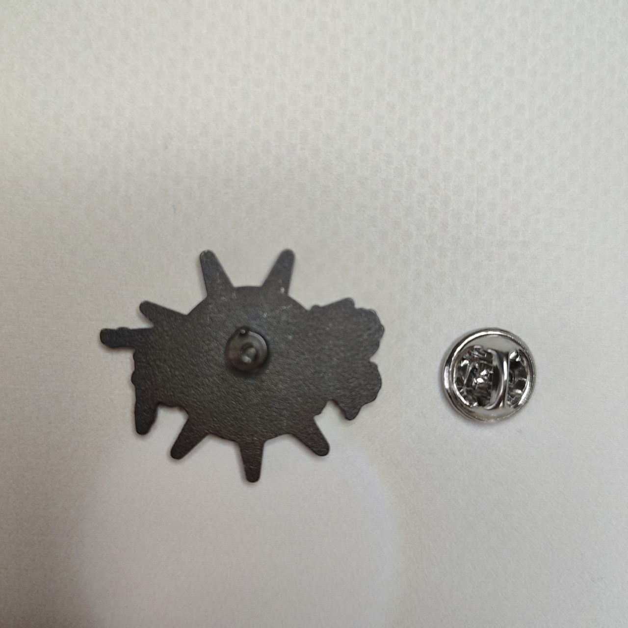 Металлический значок пин Slipknot, фото №2 Металлический значок пин Slipknot, фото №2