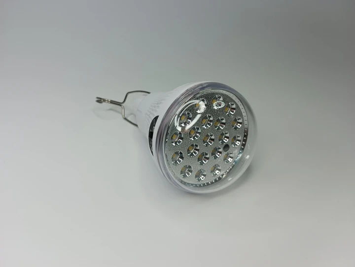 Аккумуляторный фонарик 10W с солнечной панелью Golden Road GR-020 для улицы и помещений, фото №6 Аккумуляторный фонарик 10W с солнечной панелью Golden Road GR-020 для улицы и помещений, фото №6