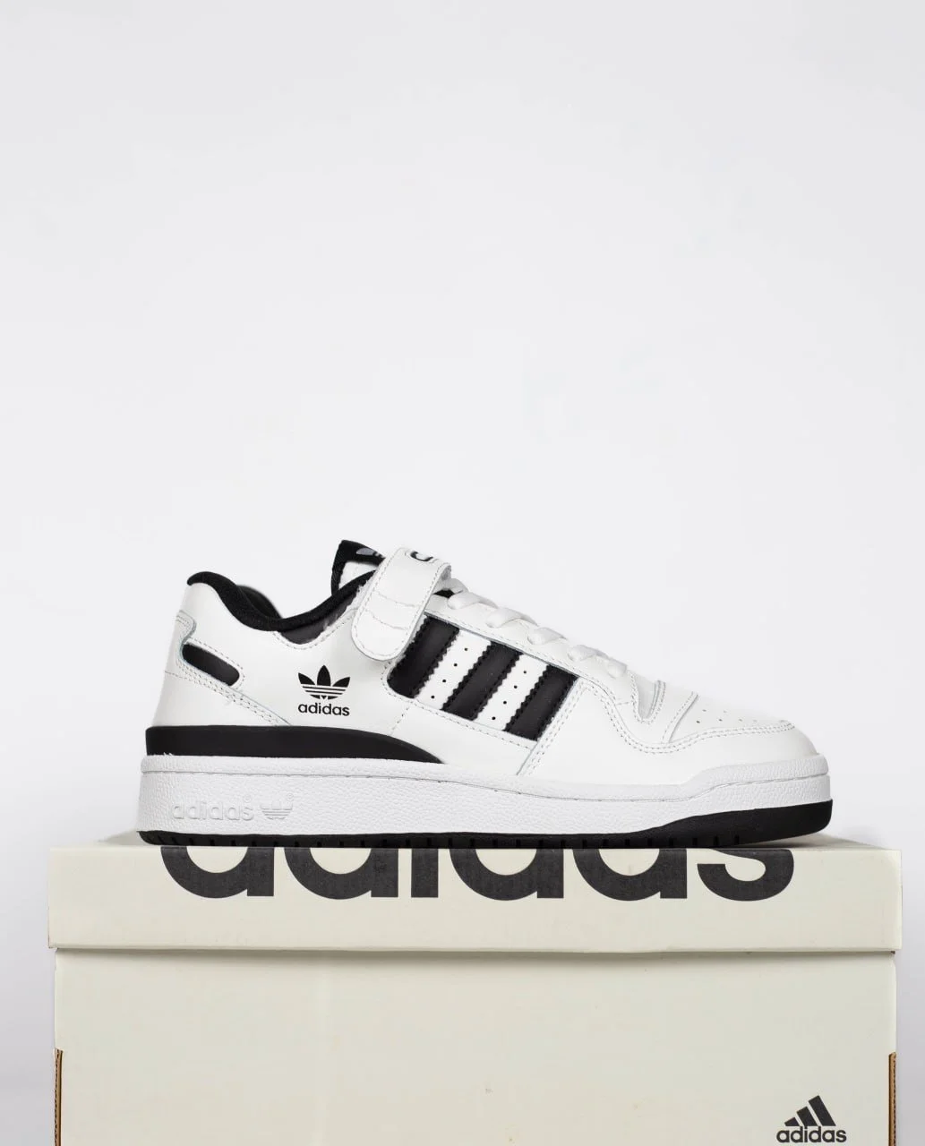 Кроссовки Adidas Forum Low Black/White, фото №6 Кроссовки Adidas Forum Low Black/White, фото №6