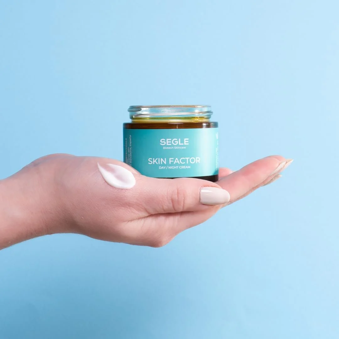 Крем для обличчя Segle Clinical Skin Factor Regenerating регенерувальний проти зморшок для чутливої шкіри 50 мл, фото №3 Крем для обличчя Segle Clinical Skin Factor Regenerating регенерувальний проти зморшок для чутливої шкіри 50 мл, фото №3