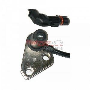 Датчик частоты вращения колеса METZGER 0900033 для MERCEDES-BENZ, передняя ось справа synthetic.ua - Фото 1