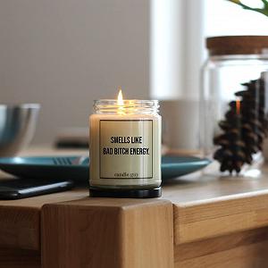 Свеча Candle Guy Scented Candle Пахнет Плохой Энергией Ручная работа 100% соевый воск 70 часов горения цена на synthetic.ua - Фото 1 Свеча Candle Guy Scented Candle Пахнет Плохой Энергией Ручная работа 100% соевый воск 70 часов горения synthetic.ua - Фото 1