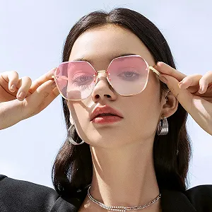 Солнцезащитные очки Без оправы LumiSyne Женские Шестиугольные Бриллиантовая огранка линз цена на synthetic.ua - Фото 1 Солнцезащитные очки Без оправы LumiSyne Женские Шестиугольные Бриллиантовая огранка линз synthetic.ua - Фото 1