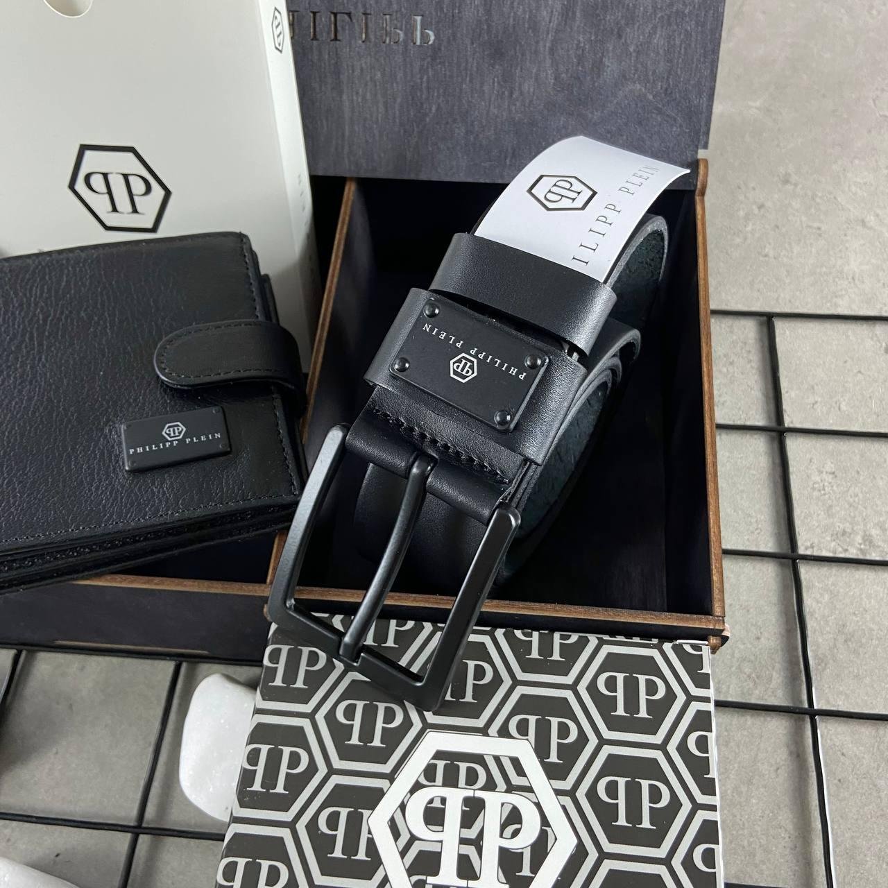 Оригінальний подарунок для чоловіка набір ремінь і гаманець із шкіри брендовий Philipp Plein, фото №4 Оригінальний подарунок для чоловіка набір ремінь і гаманець із шкіри брендовий Philipp Plein, фото №4