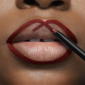 Контурный карандаш для губ Avon Glimmerstick Red Brick с витамином E synthetic.ua - Фото 1