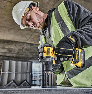 Дрель-шуруповерт аккумуляторная бесщеточная Dewalt DCD800NT Черно-желтая цена на synthetic.ua - Фото 1 Дрель-шуруповерт аккумуляторная бесщеточная Dewalt DCD800NT Черно-желтая synthetic.ua - Фото 1
