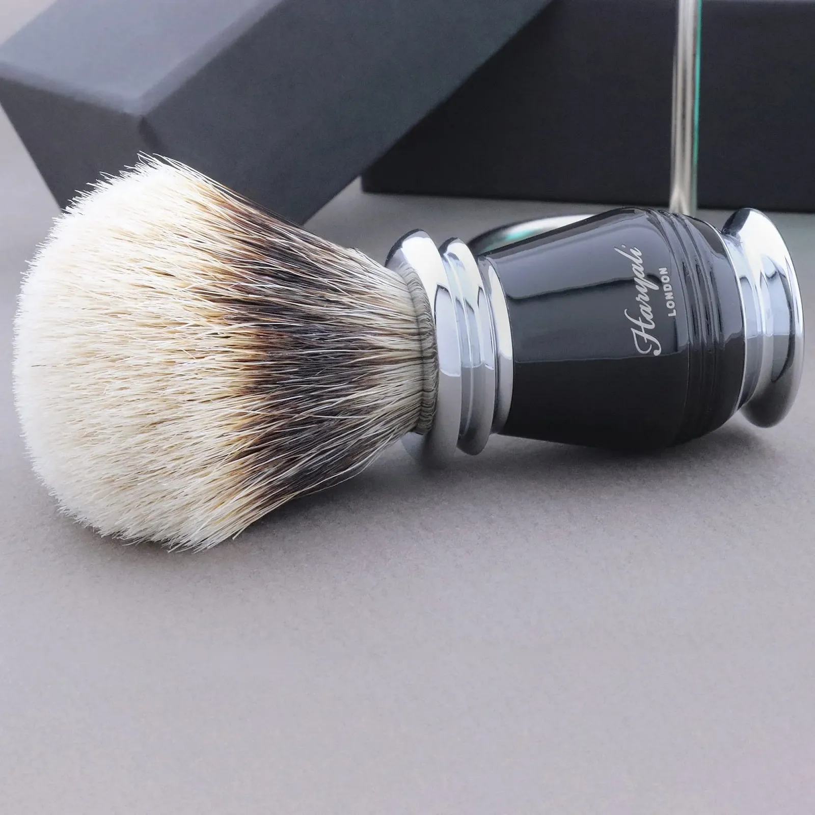 Набор для бритья Haryali London помазок Silver Tip с подставкой черный, фото №7 Набор для бритья Haryali London помазок Silver Tip с подставкой черный, фото №7