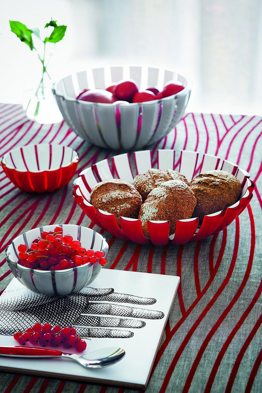 Набор столовых приборов Fratelli Guzzini Feeling, 24 предмета, фото №2 Набор столовых приборов Fratelli Guzzini Feeling, 24 предмета, фото №2